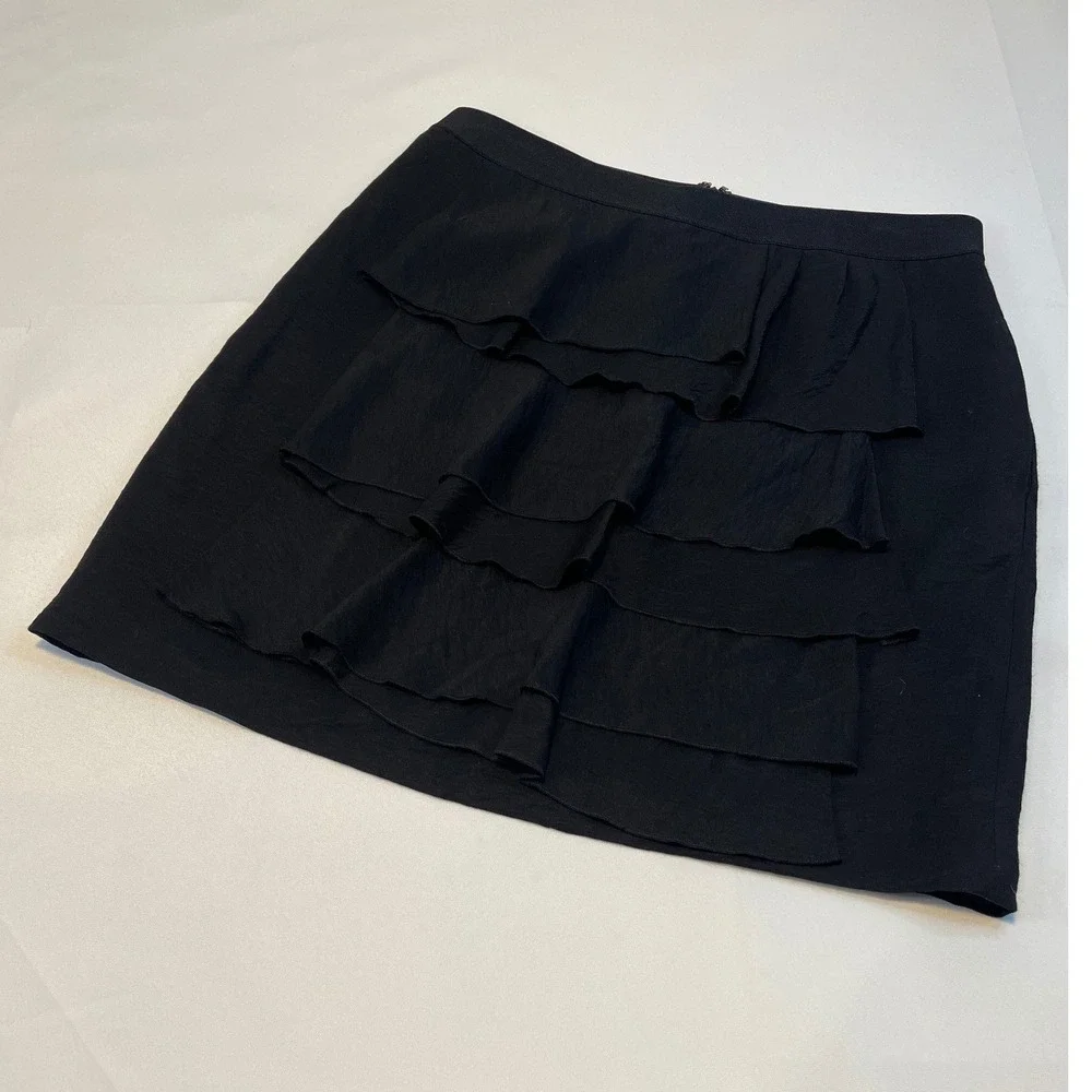 BCBGMAXAZRIA Black Tiered Ruffle A Line Mini Skirt‎ Women Size 8